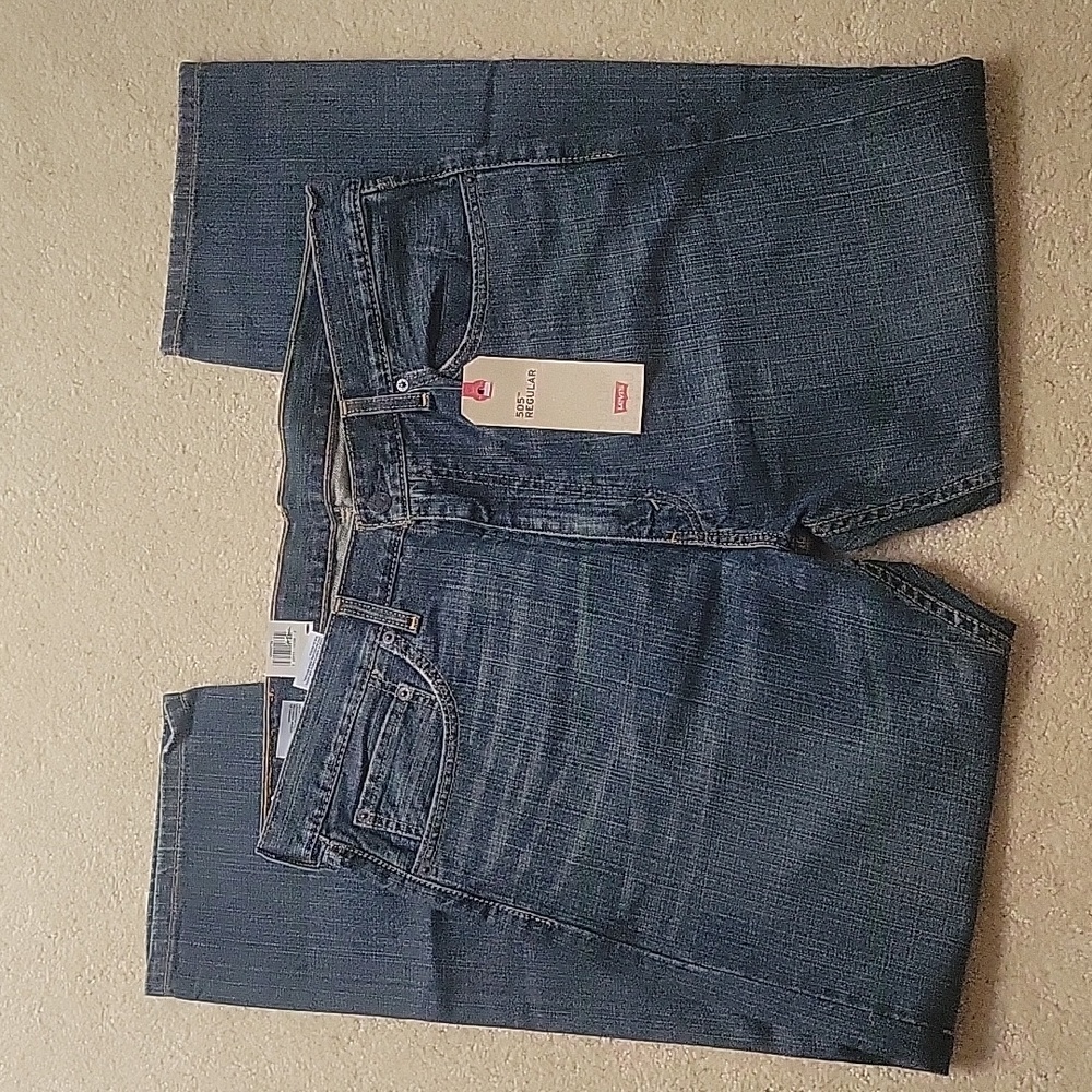 NWT Levi's 505 Regular Fit Men's Jeans 005052765. 38x30